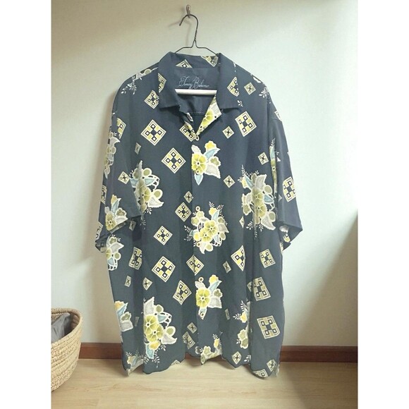Tommy Bahama Other - Tommy Bahama Mens 2XL All Over Print Floral Tropical Short Sleeve Silk Shirt